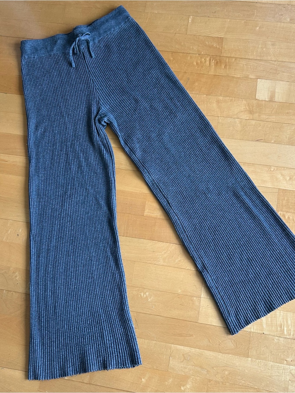 Pink Rose Ribbed Knit, Wide-Leg, Flowy Pants in Slate Gray Blue, Size M